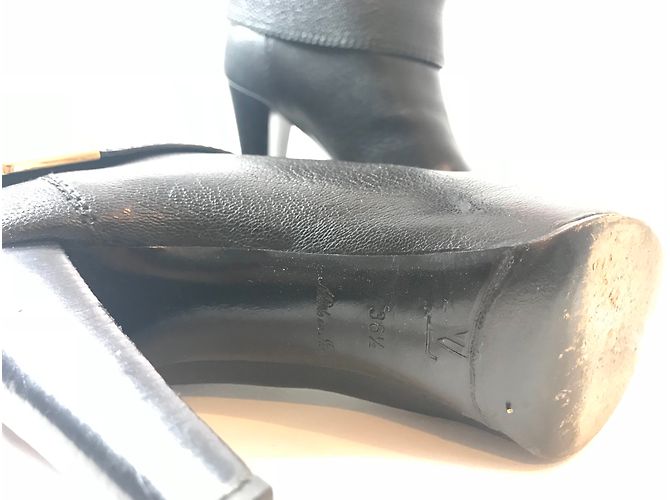 Botas Louis Vuitton de piel negra 37.5 Negro - vista 10