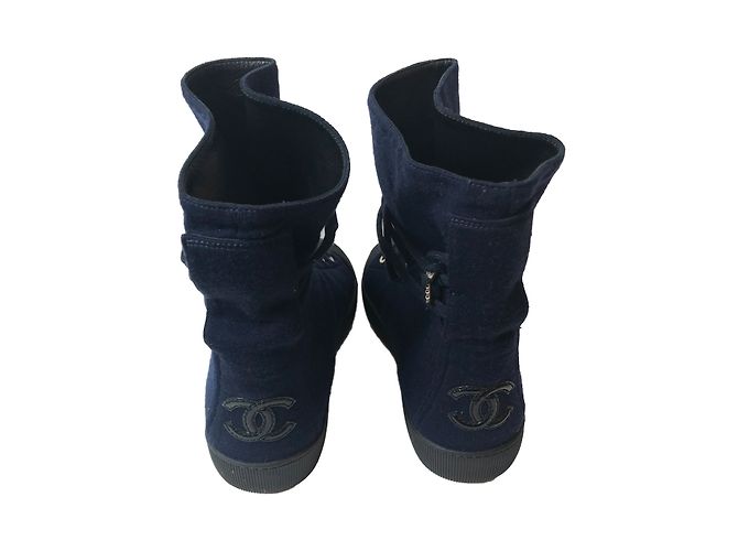Sneakers Chanel Blu Marina e Nero in Tela Blu navy - vista 2