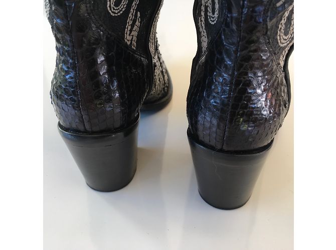 Gianmarco Lorenzi Botas - vista 8