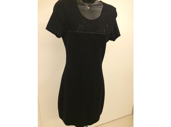 Autre Marque Schwarzes Kleid Lil for the Other mit Spitze an den Schultern - Ansicht 4