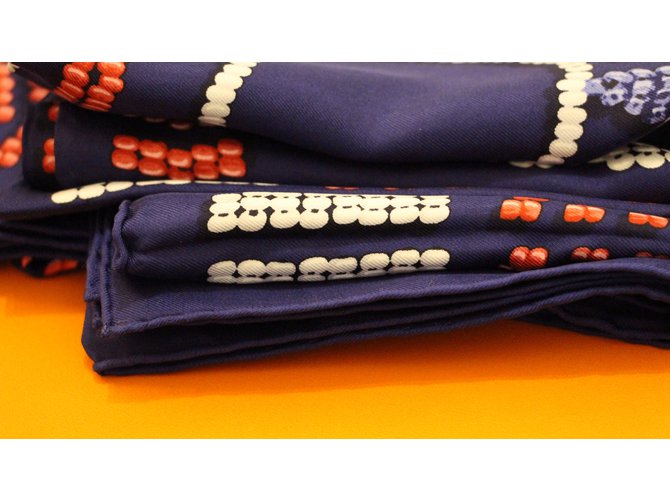 Hermès Kelly und Perles Marineblau - Ansicht 11