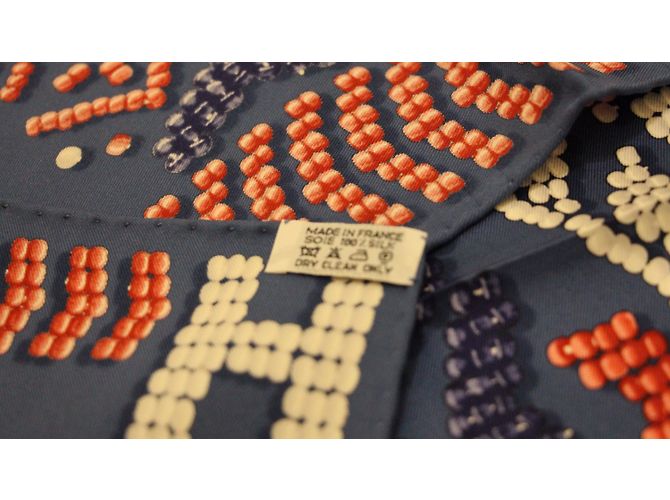 Hermès Kelly und Perles Marineblau - Ansicht 15