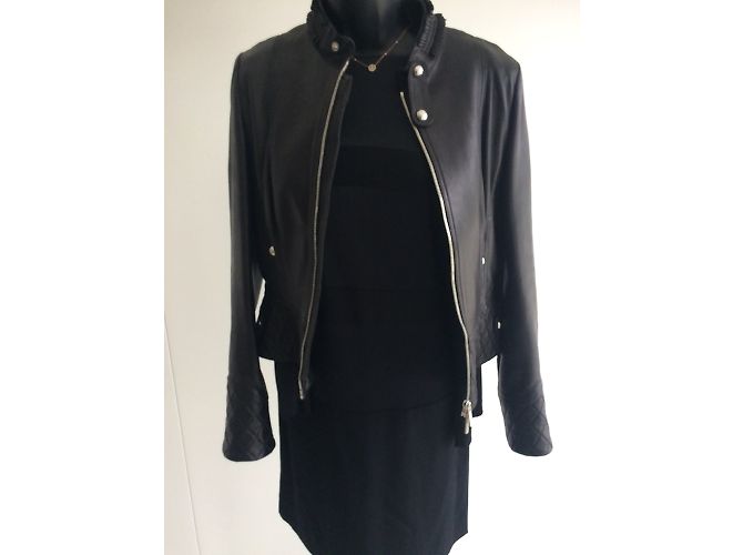 Sandro Kleid schwarz aus Krepp mit Satinbändern - Ansicht 10