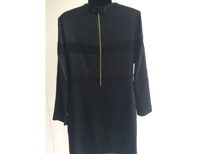 Sandro Kleid schwarz aus Krepp mit Satinbändern - Ansicht 6