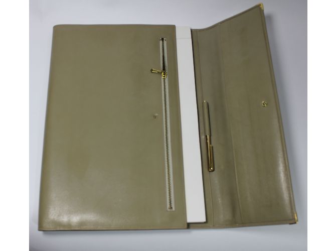 Salvatore Ferragamo Note Cover - view 3