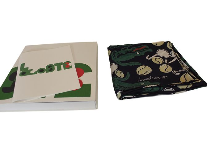 Lacoste Seda Quadrada - vista 2