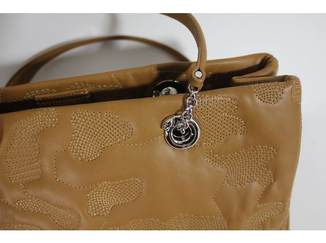 Borsa a mano Cartier in pelle beige - vista 7