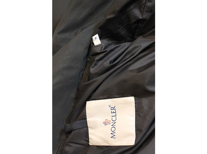 Moncler Long down jacket - view 10
