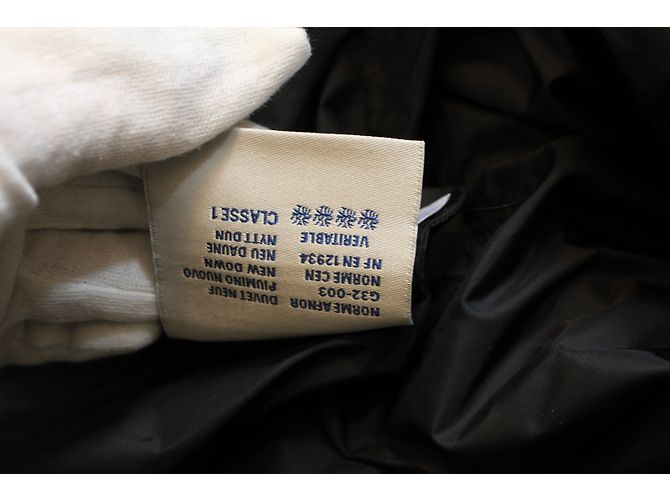 Moncler Long down jacket - view 12