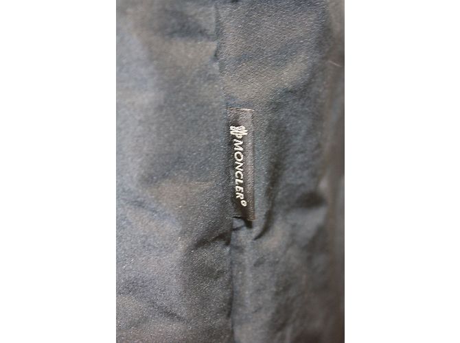 Moncler Long down jacket - view 8