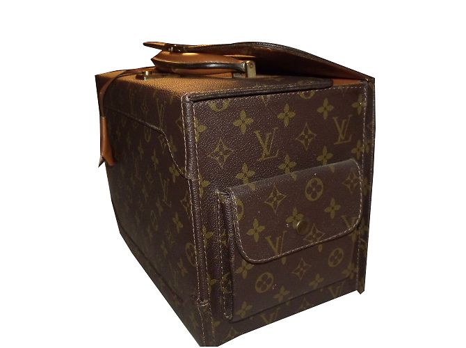 Louis Vuitton Vanity Case in pelle marrone scuro - vista 2