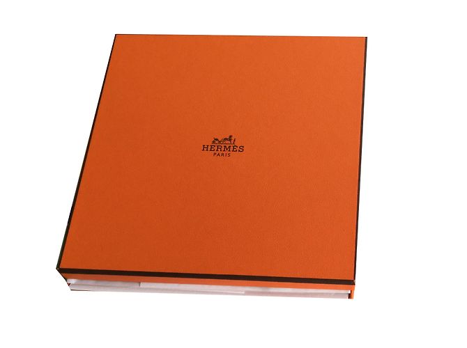 Hermès Seidentuch Beige und Rot 70cm - Ansicht 2