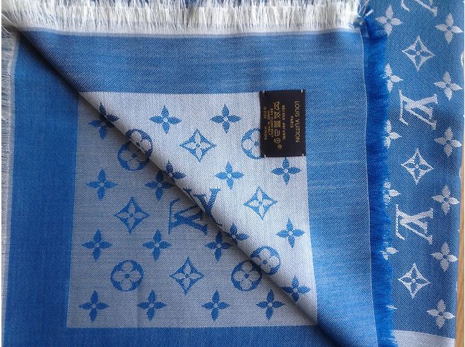 Louis Vuitton Classical Monogram Scarf Blue - view 2