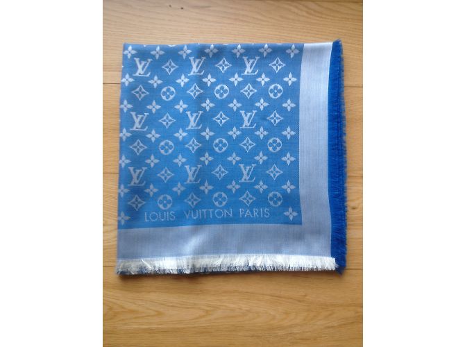 Louis Vuitton Classical Monogram Scarf Blue - view 3