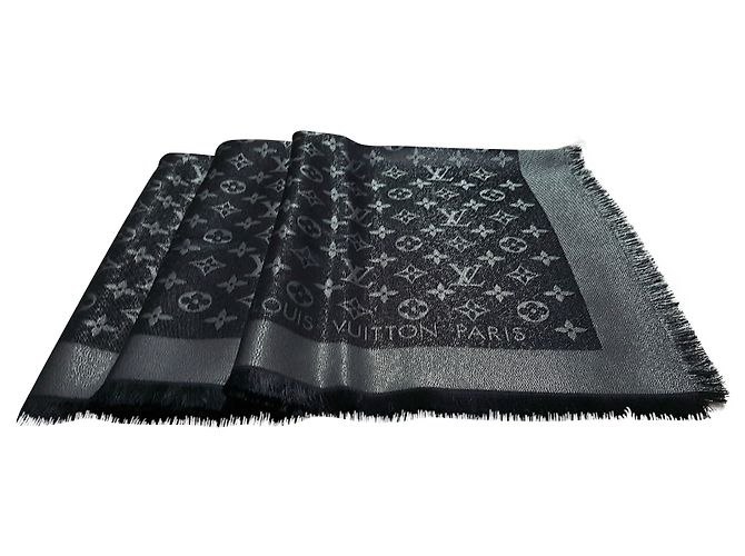 Louis Vuitton Classical Monogram Scarf Black - view 2