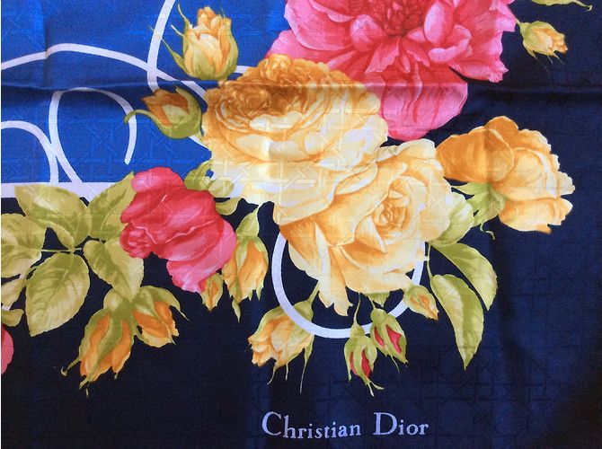 Christian Dior Cachecol - vista 2