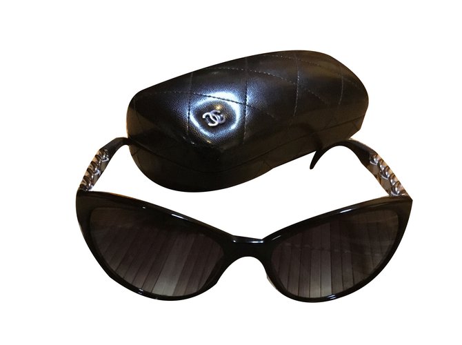 Chanel Occhiali da sole Nero - vista 2