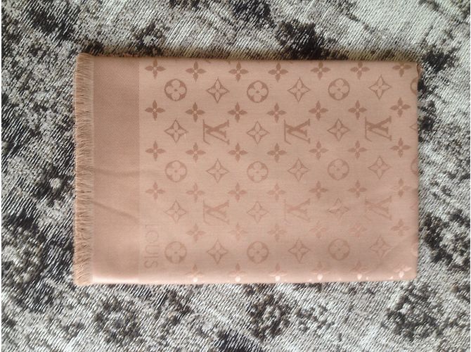 Louis Vuitton Classical Monogram Scarf Bronze - view 4