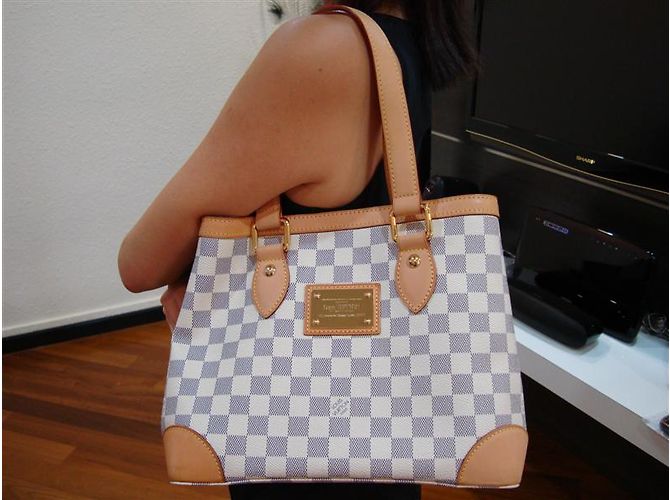 Louis Vuitton Damier Azur Hampstead MM Bianco - vista 7