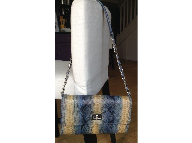 Autre Marque Sac à main en python bleu et beige - vue 4