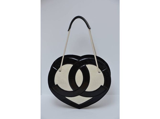Chanel Herz CC Logo Tasche Schwarz Beige - Ansicht 3