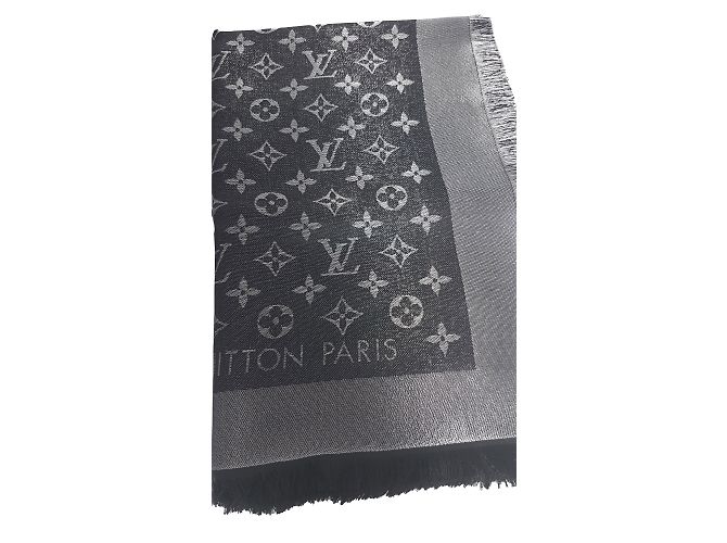 Louis Vuitton Scialle Monogram Shine Black Nero - vista 2