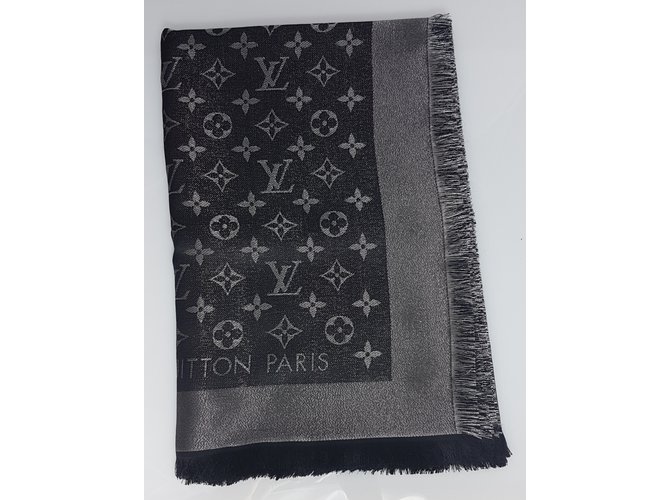 Louis Vuitton Scialle Monogram Shine Black Nero - vista 4