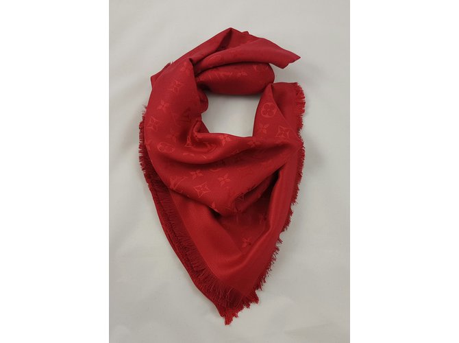 Louis Vuitton Scialle Monogram Pomme d'Amour Rosso - vista 3