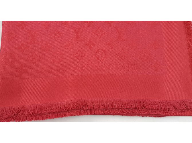 Louis Vuitton Scialle Monogram Pomme d'Amour Rosso - vista 7