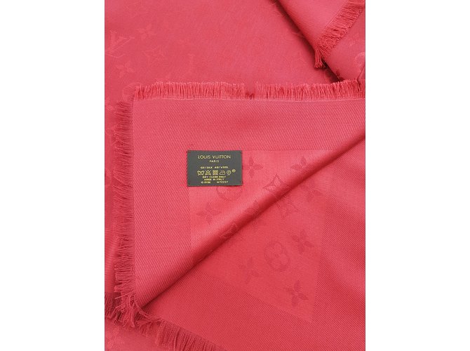 Louis Vuitton Scialle Monogram Pomme d'Amour Rosso - vista 8