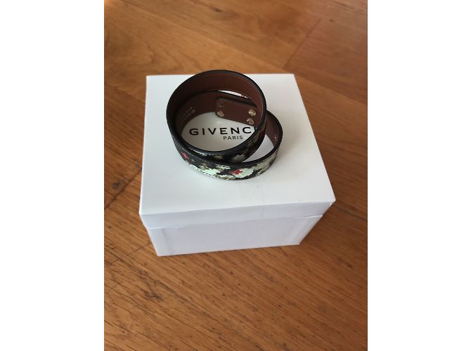Bracciale Givenchy Shark in pelle con chiusura dorata Multicolore - vista 3