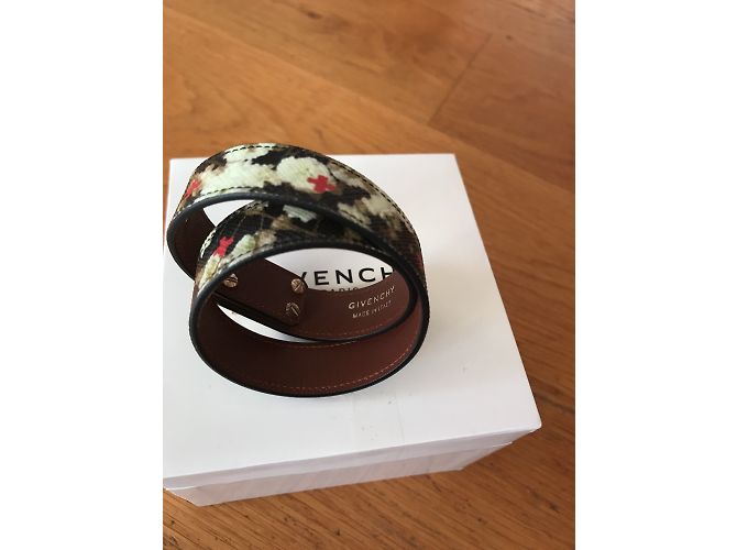 Bracciale Givenchy Shark in pelle con chiusura dorata Multicolore - vista 4