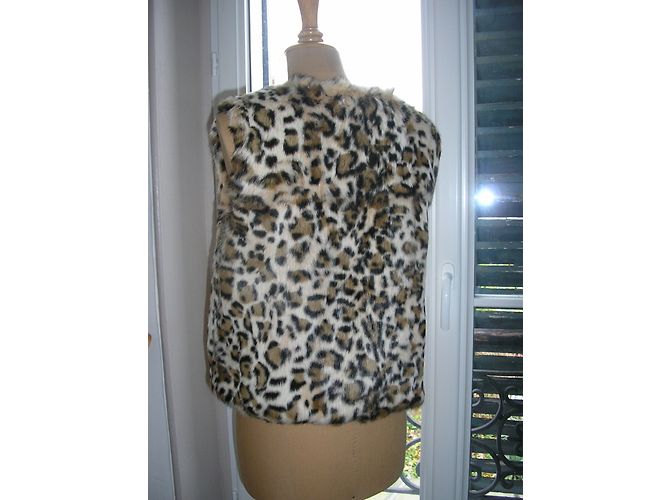 Chaqueta sin mangas Stella Forest de piel de conejo estampado leopardo 42 Estampado de leopardo - vista 5