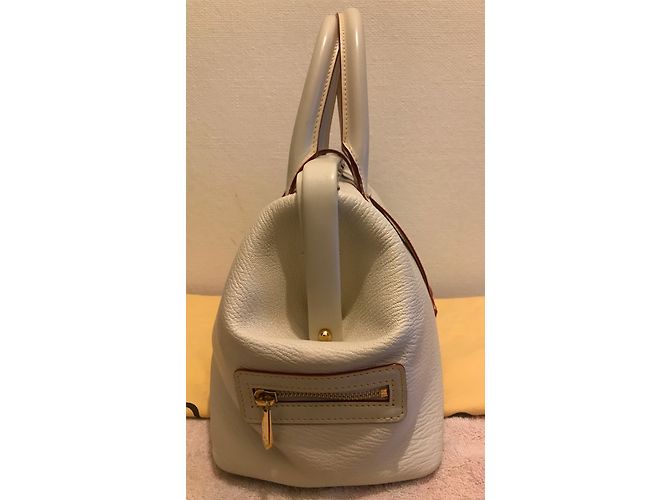 Louis Vuitton L’ingenieux PM Weiß - Ansicht 3