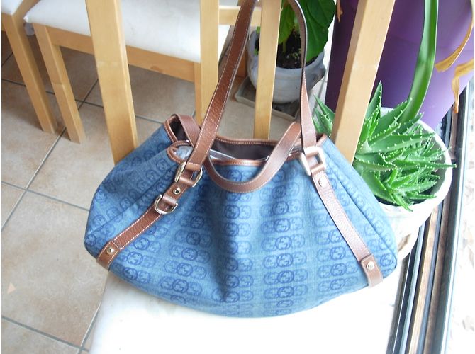 Borsa a mano Gucci GG blu in tessuto - vista 3