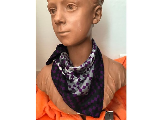 Pañuelo de seda Burberry morado Púrpura - vista 8