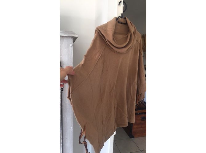 Ikks Poncho - view 3