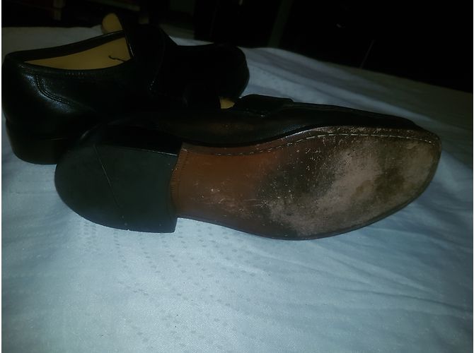Scarpe eleganti Yves Saint Laurent in pelle nera da uomo Nero - vista 7