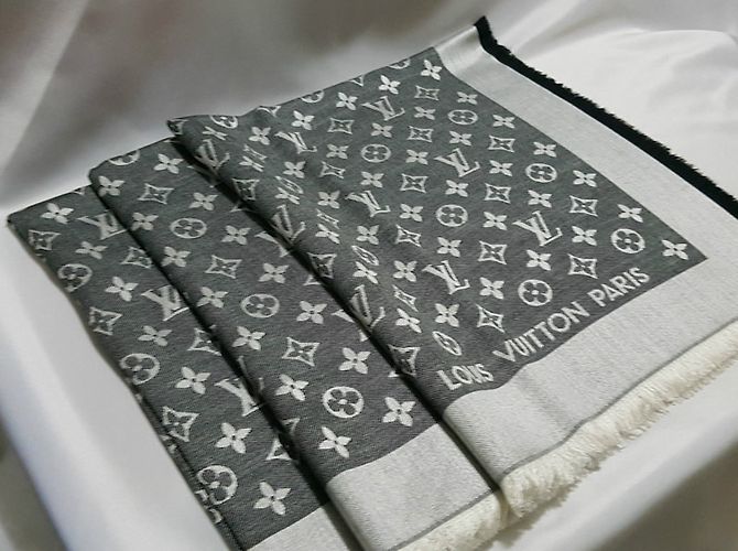 Louis Vuitton Bufanda clásica del monograma Negro - vista 3