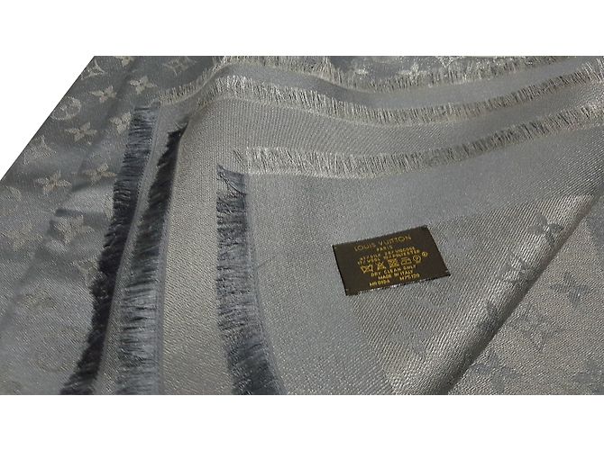 Louis Vuitton Bufanda clásica del monograma Gris - vista 2