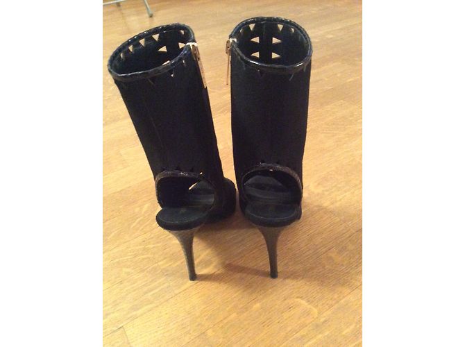Décolleté Tamara Mellon in suede e pitone nero 38IT - vista 3