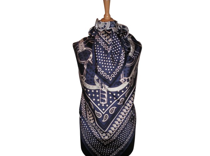 Hermès ÉPERON d'OR BANDANA Marineblau - Ansicht 2