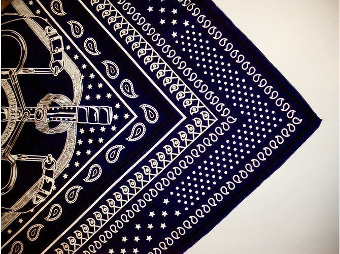 Hermès ÉPERON d'OR BANDANA Marineblau - Ansicht 4