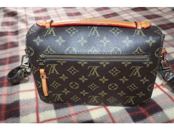 Metis Louis Vuitton Métis Monogramm Marrón oscuro - vista 6