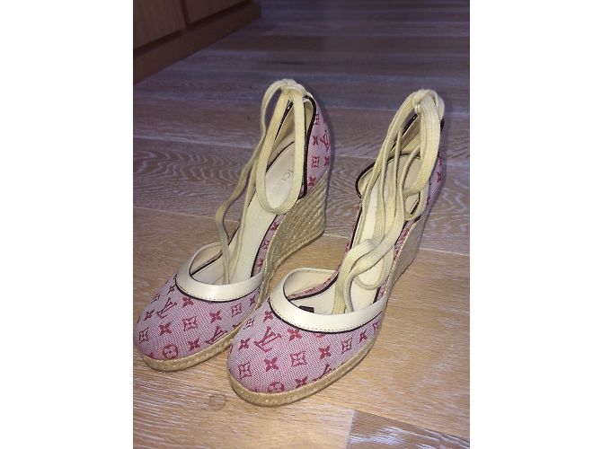 Louis Vuitton Espadrilles Pink Beige - view 2