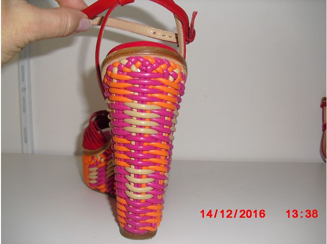 Sandali con zecca Moschino Cheap And Chic in pelle rossa Rosso - vista 4