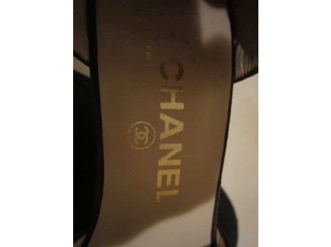 Décolleté Chanel Scamosciato Marrone 37.5 Marrone scuro - vista 6