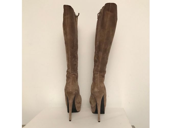 Botas Nando Muzi de gamuza beige - vista 3