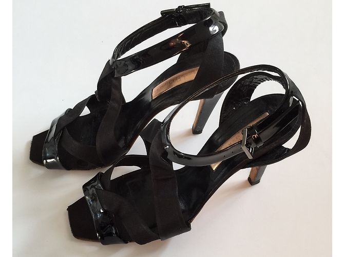 Sandali Rupert Sanderson in vernice e raso nero 39.5FR - vista 2