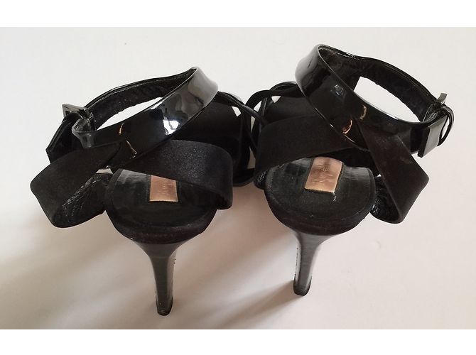 Sandali Rupert Sanderson in vernice e raso nero 39.5FR - vista 6